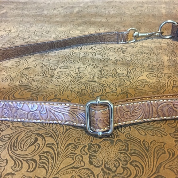 Blinged out cross western purse!🤠 - Picture 5 of 8